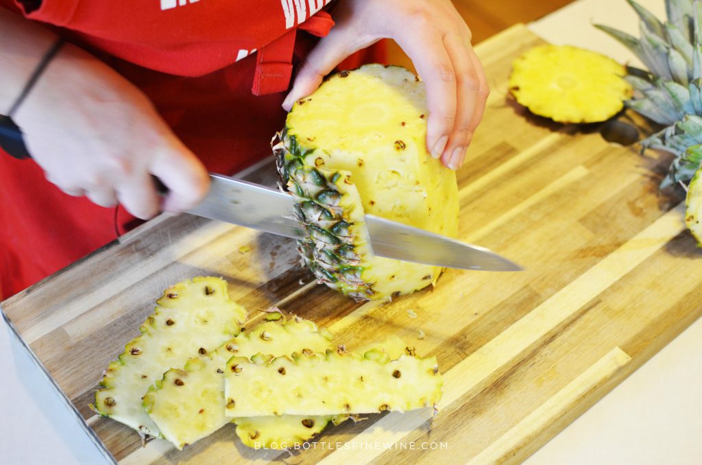 cutting-pineapple-rind